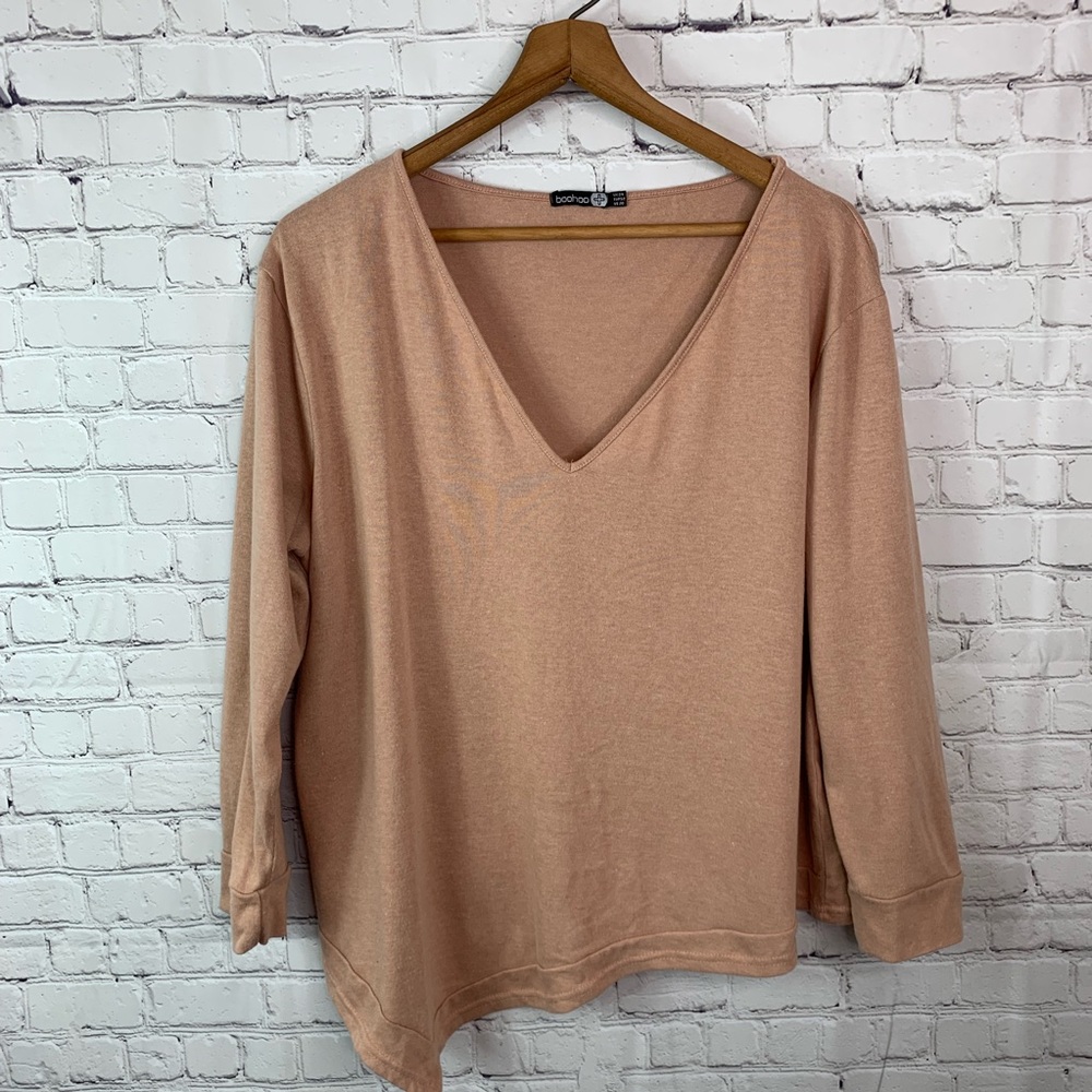 🌈3X$25⚡️boohoo asymmetrical sweater top Size 20